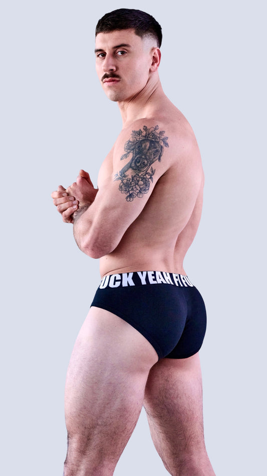 ALL BLACK PUSH UP BRIEF