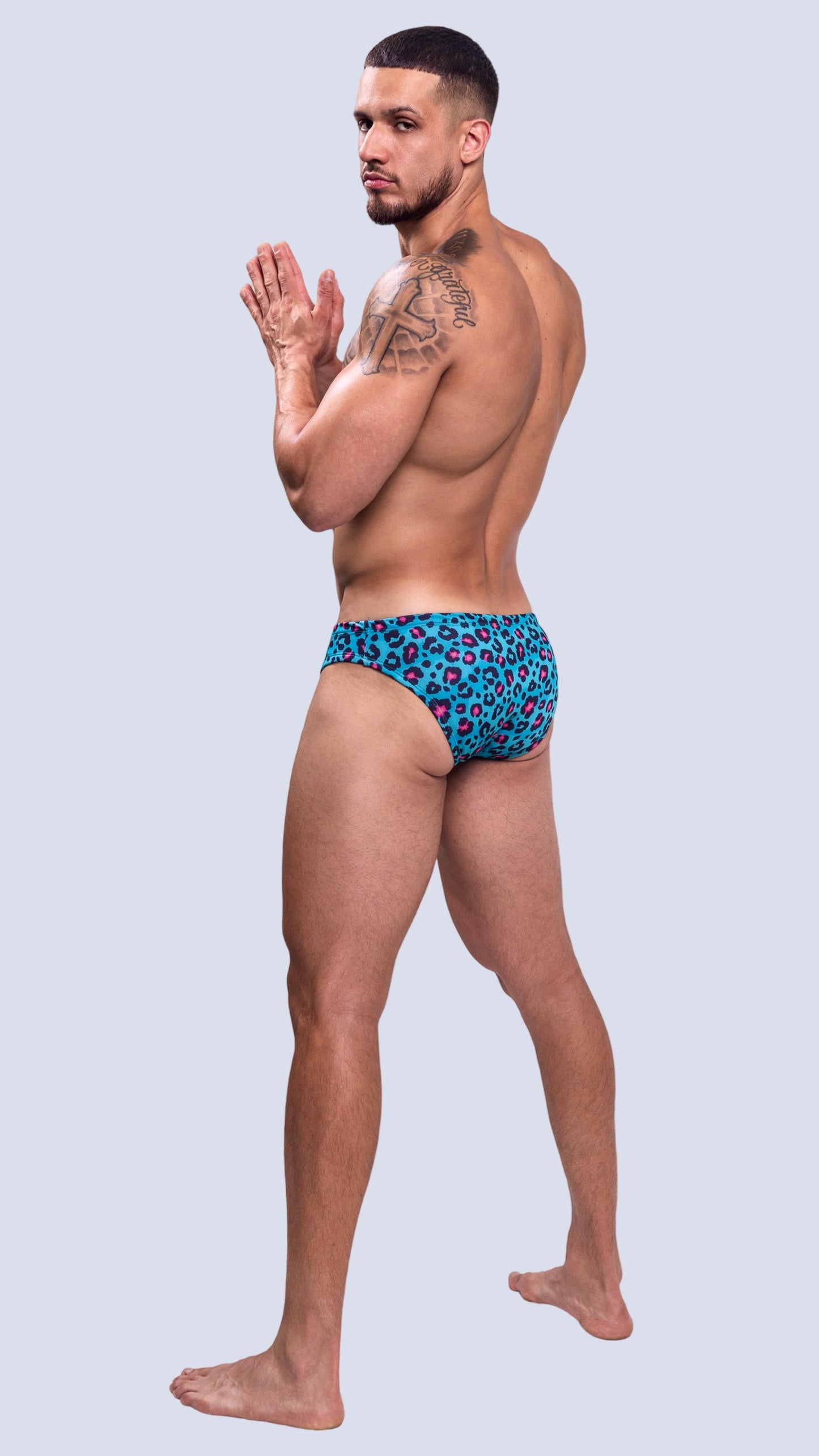 ISLAND TROPIC WATERBRIEF